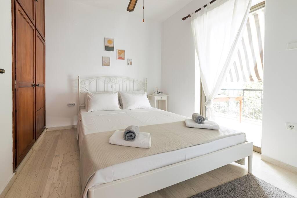 Seaside Escape Apartment